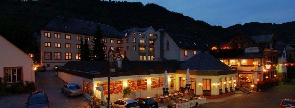 Schloss-Hotel Petry Treis-Karden Exteriör bild